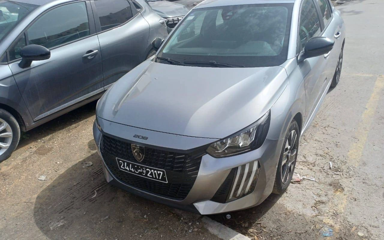 Peugeot 208