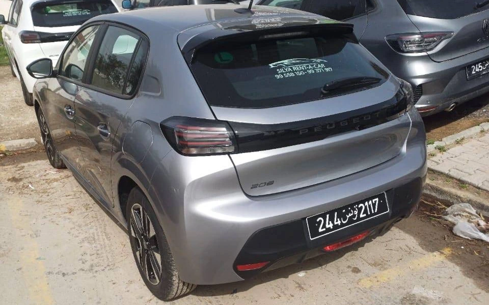 Peugeot 208