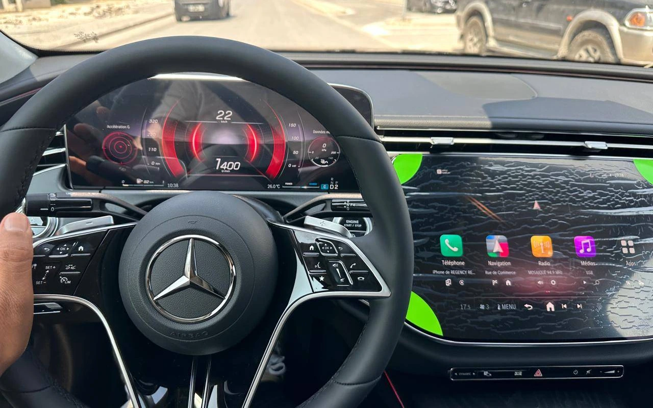 Mercedes-Benz E 200