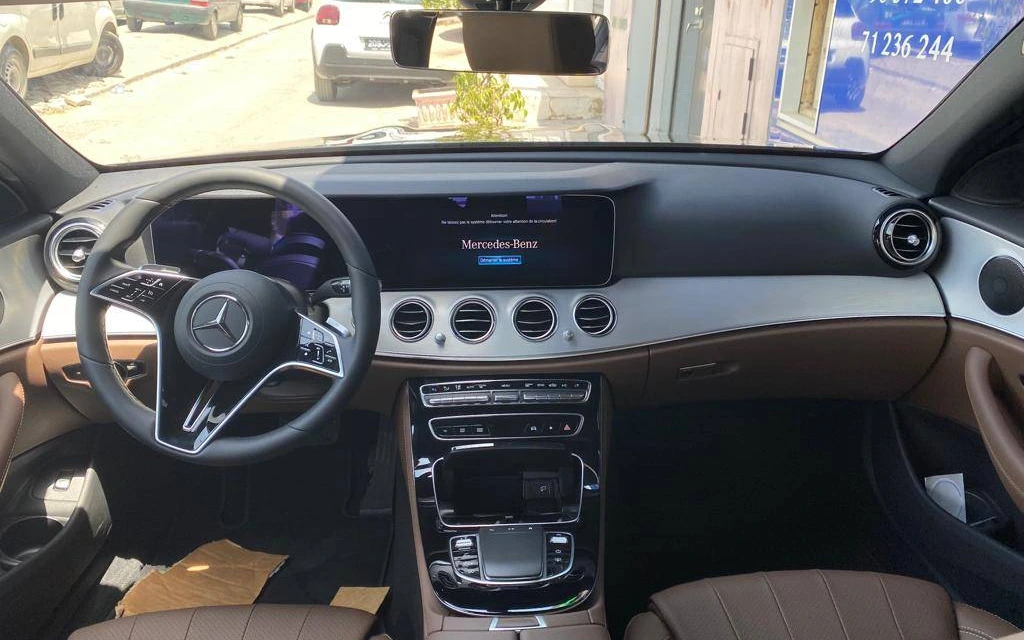 Mercedes-Benz E 180