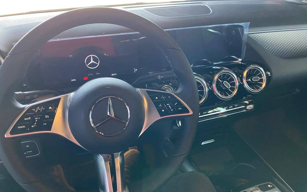 Mercedes-Benz GLA 200