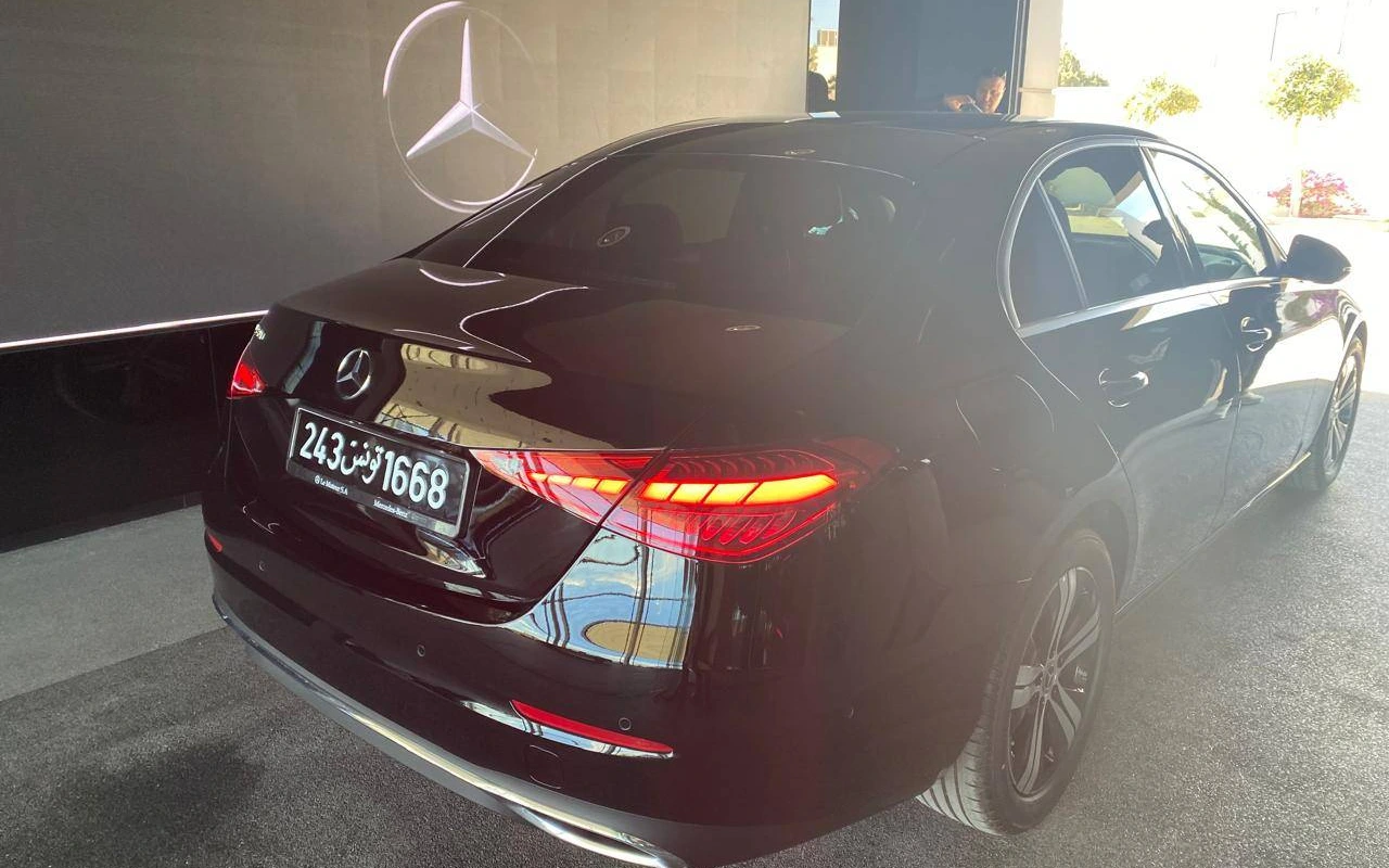 Mercedes-Benz C 180