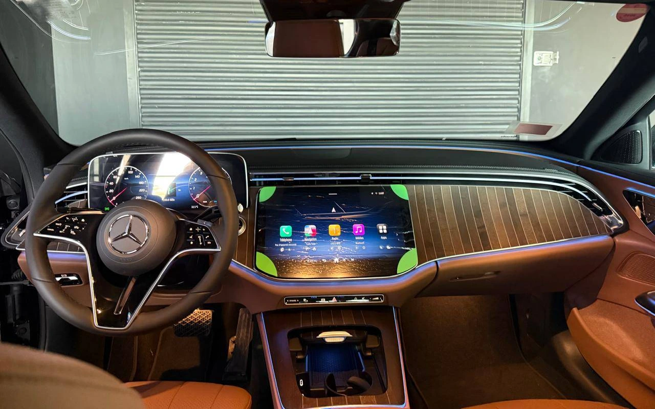 Mercedes-Benz E 200