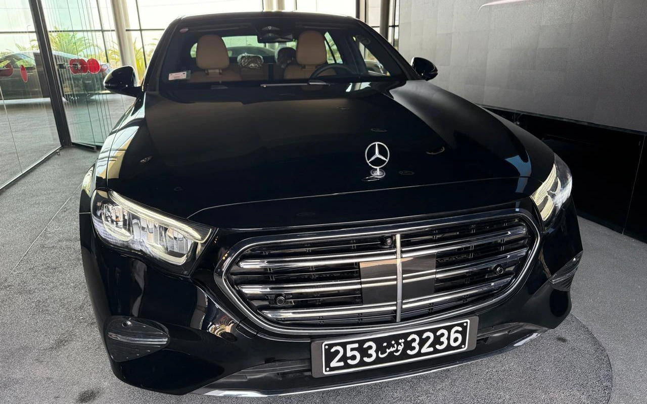 Mercedes-Benz E 200